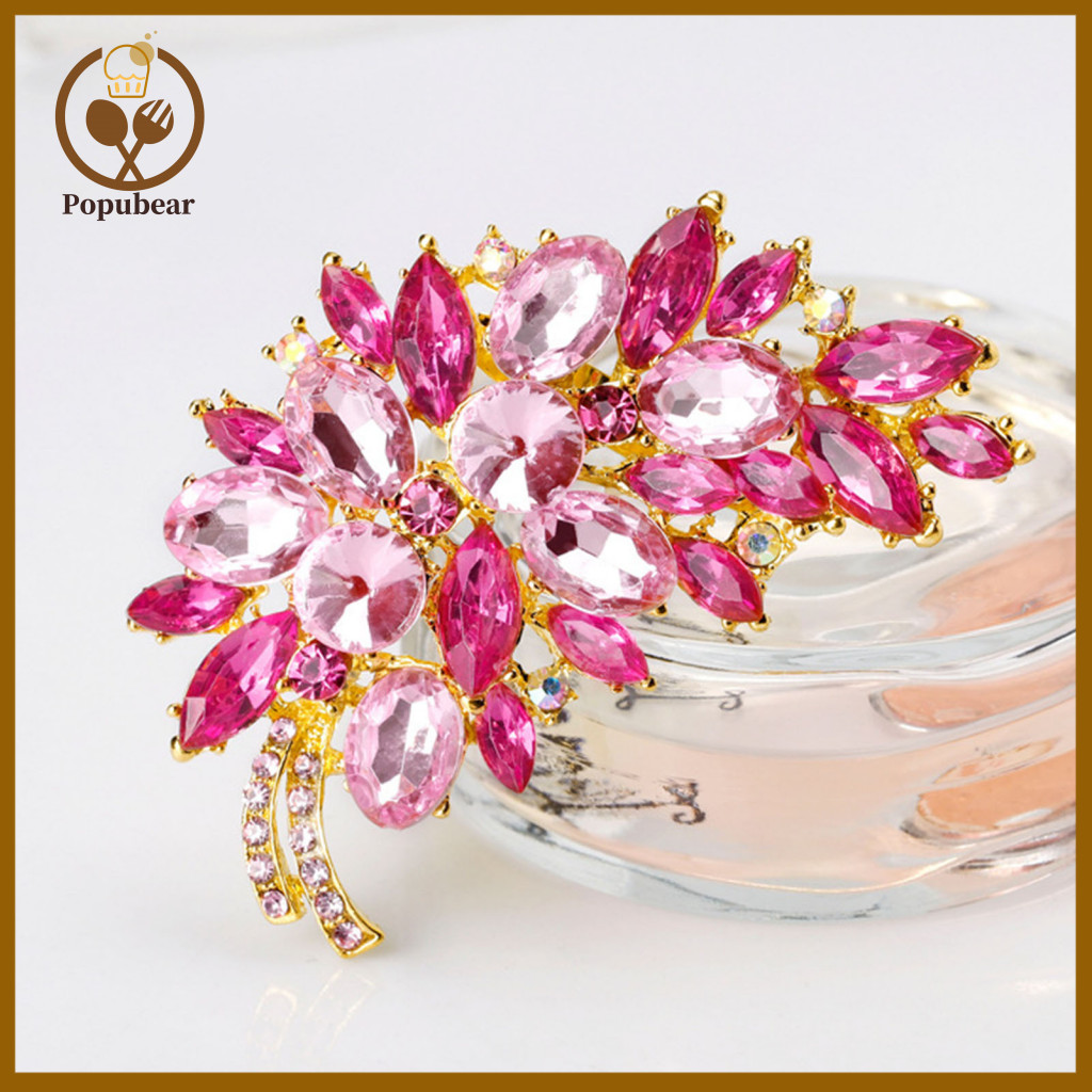 Purple Rhinestone Pin Elegant Women’s Lightweight Flower Cluster Brooch Sparkling Cubic Zirconia Inlaid Perfect for We