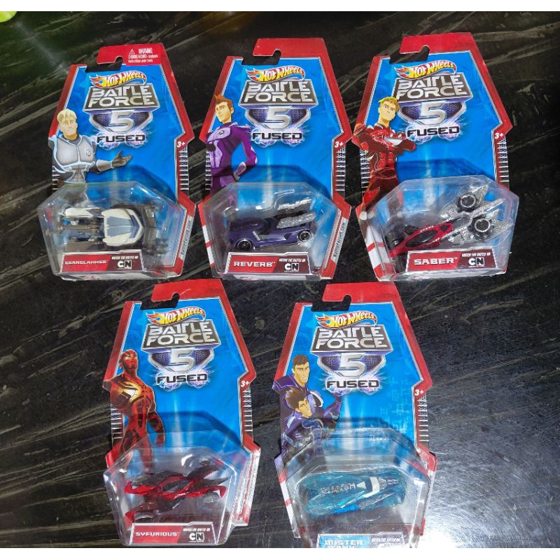 Hot Wheels Battle Force 5 Fused set completo