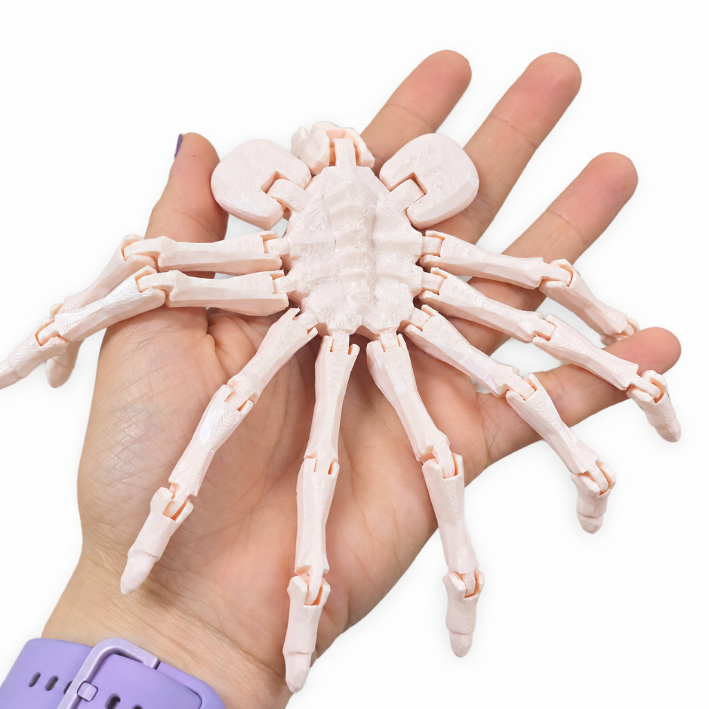 Brinquedo Articulado Facehugger Alien – Realista e Super Flexível - Alien Facehugger
