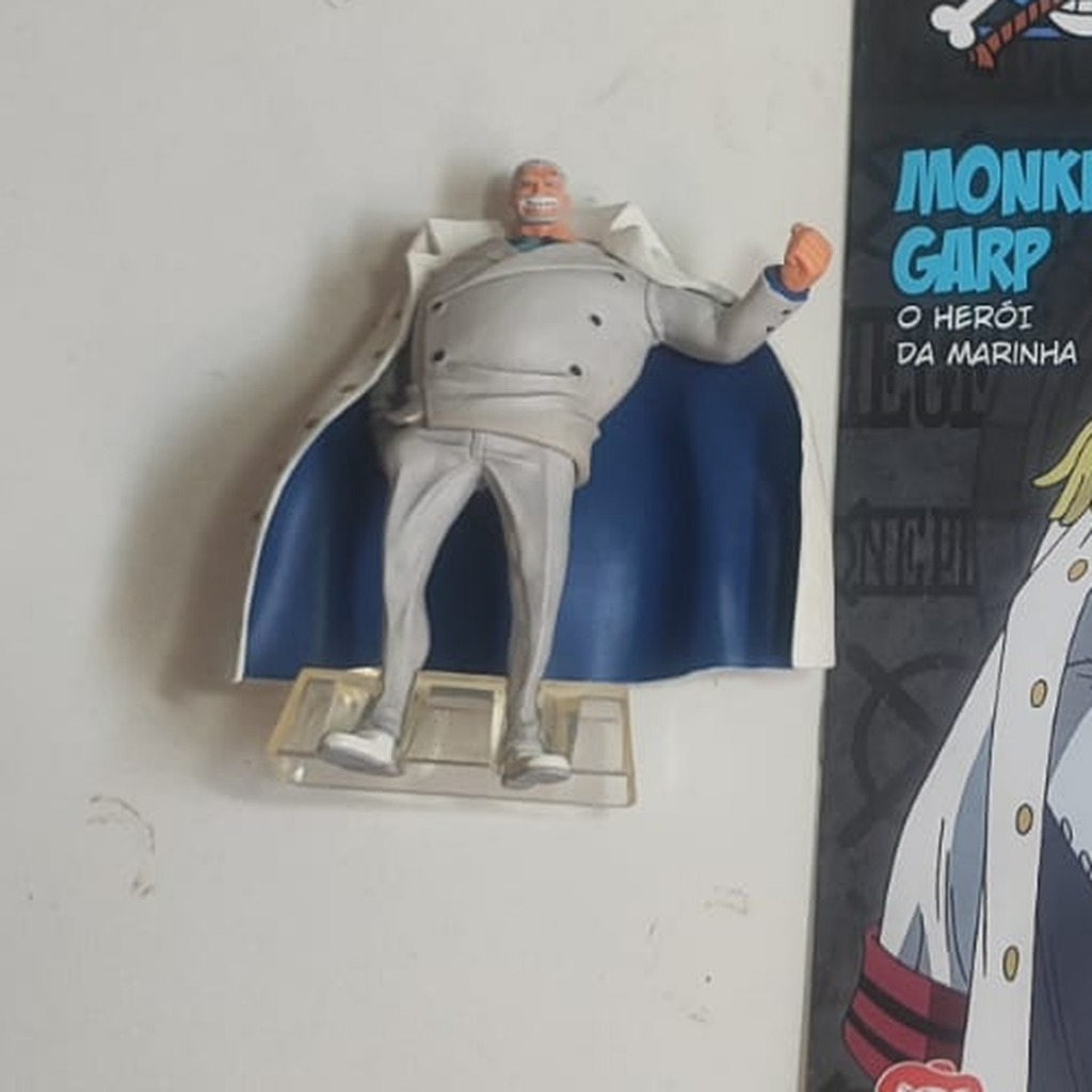 Miniatura Colecionável Monkey D Garp One Piece Salvat Vol 15 Action Figure Usado