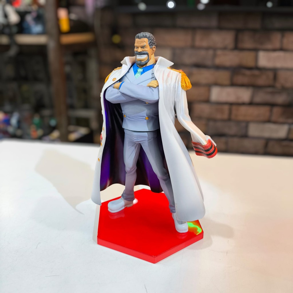 Action Figure Monkey D. Garp One Piece Bandai DXF