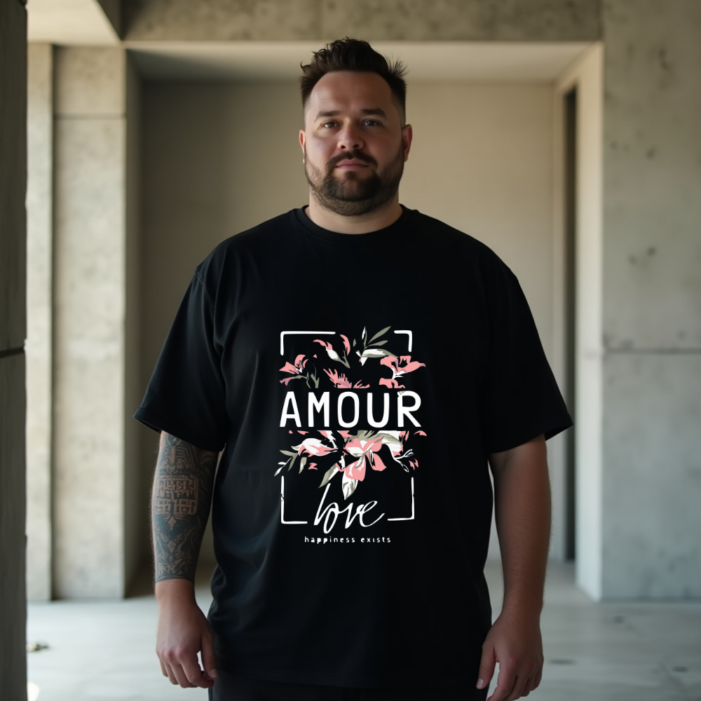camiseta plus size amour com flores e frase inspiradora