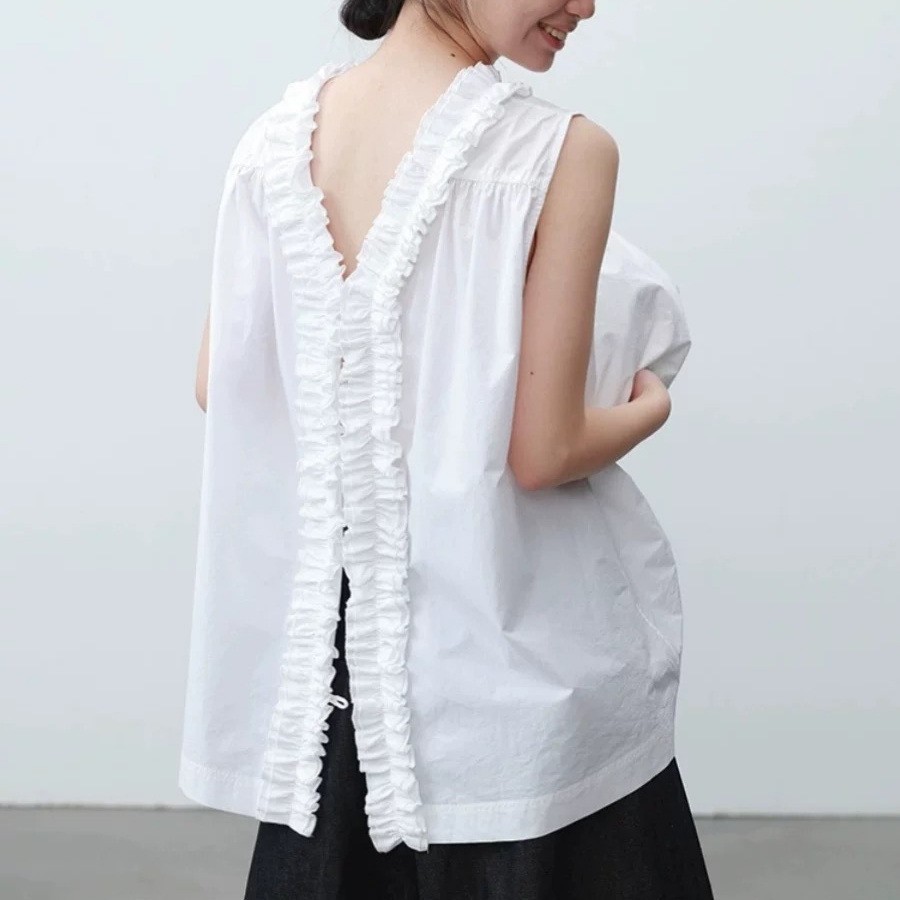 Petal collar sleeveless shirt, reversible top, women's white work shirt