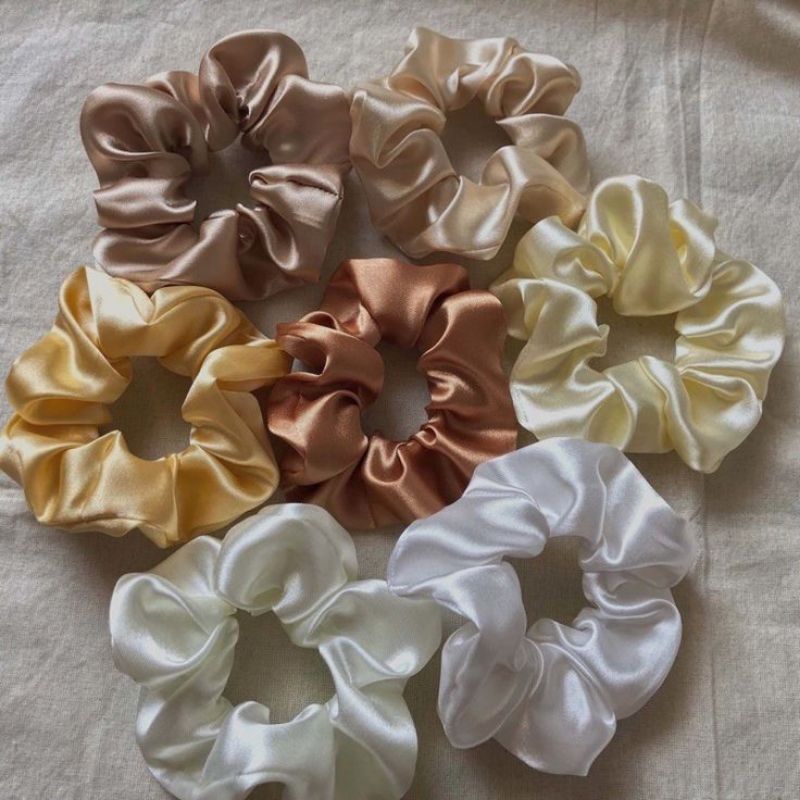 10 Xuxinha Cetim Tons De Creme Tendências Do Ano Elegante Chic
