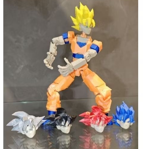 Boneco Goku Vegeta Freeza Articulado Action Figure T13 Dummy Colecionável + Cabeças Extras e Troca De Mãos Dragon Ball Z