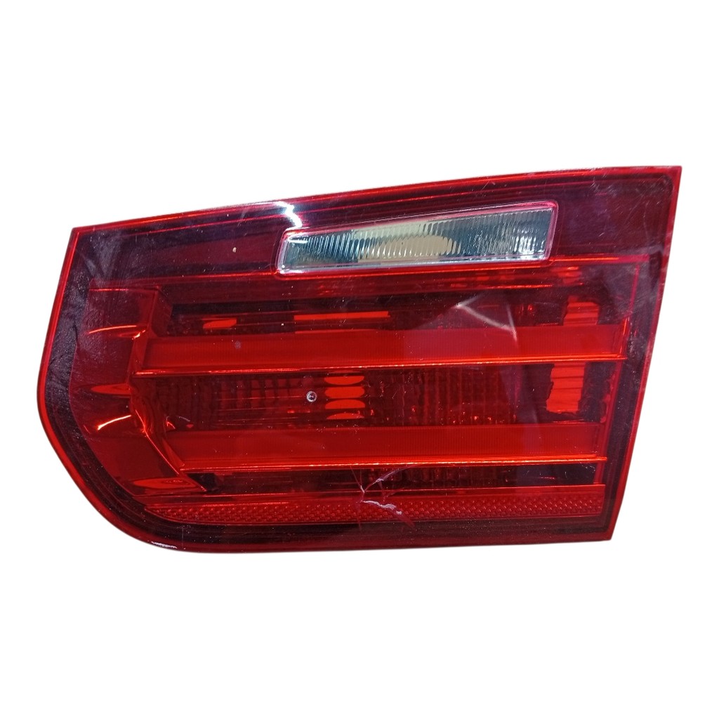 Lanterna Tampa Traseira Esquerda BMW 320i F30 2012 2013 2014 2015 2016