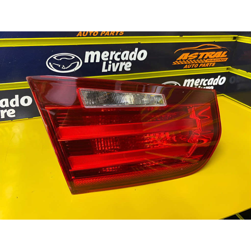 Lanterna Tampa Esquerda Bmw Serie 3 F30 320i 328i 2013 14 15 Esquerdo