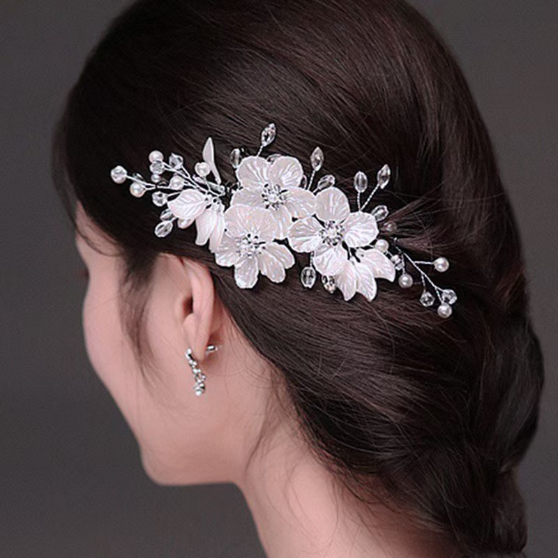 Novo Pente de Noiva Coreano, Acessórios de Cabelo para Casamento em Pérola e Cristal Floral Feitos à Mão para Mulheres