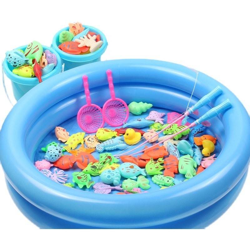 Crianças pescando jogando brinquedos aquáticos peixe magnético crianças 1 um 2 dois 3 três 6 anos de idade metade do beb