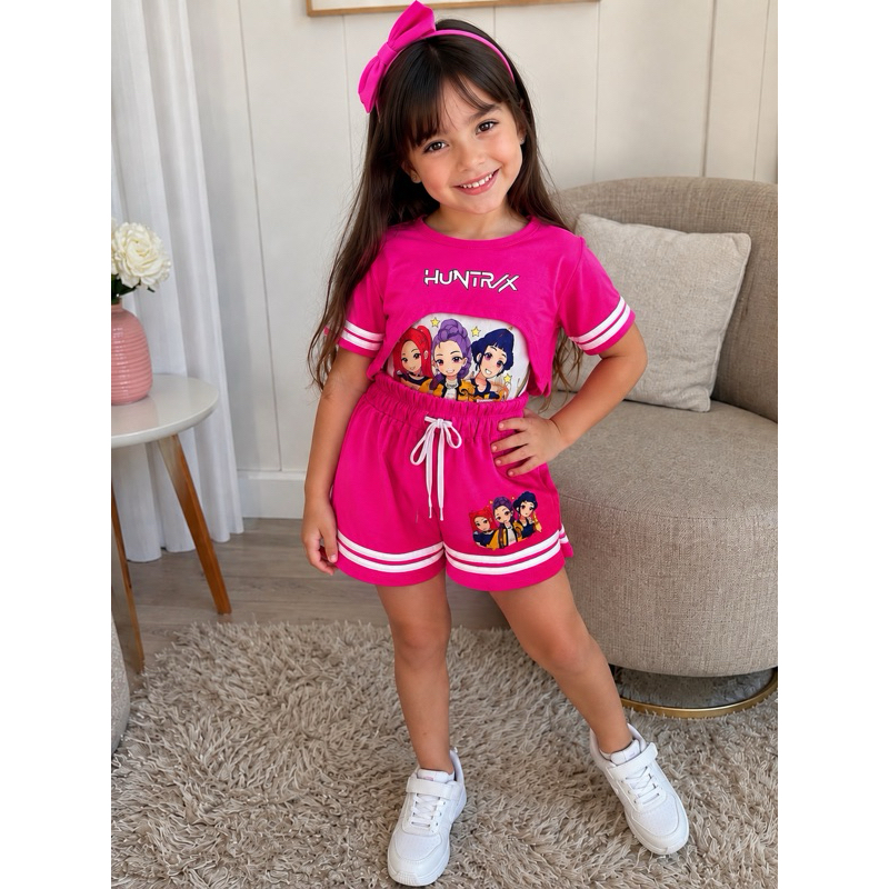 🌸 Conjunto Infantil Menina HUNTR/X – Blusa + Short | Look K-Pop | Rosa e Pink
