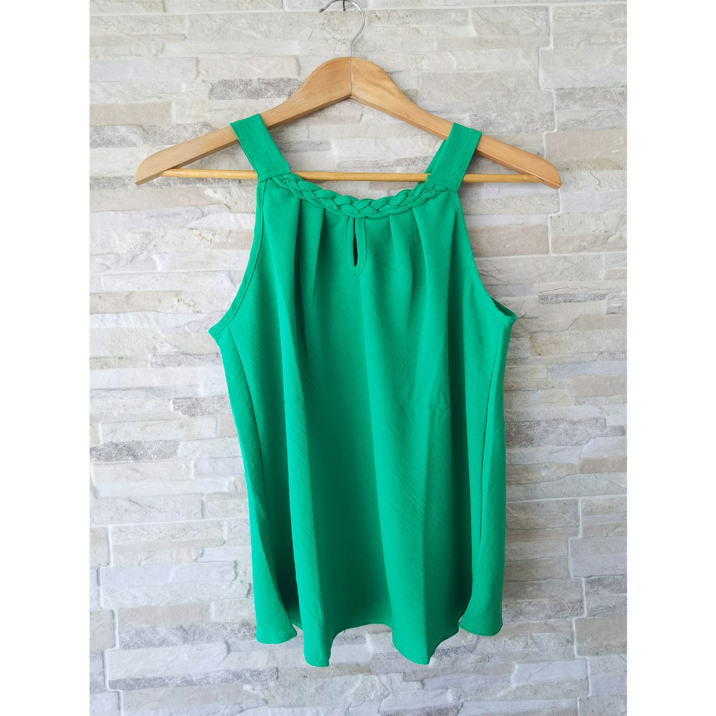 Regata Tranças elaboradas no decote Blusa  Duna feminina Dress up alca fina liso