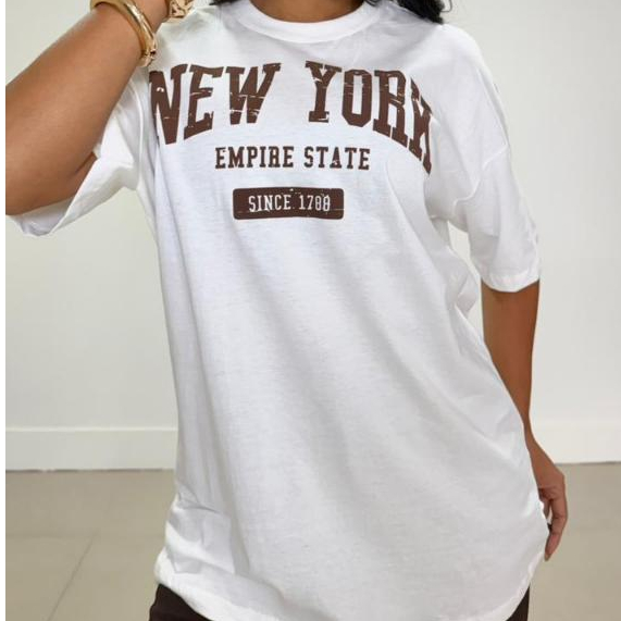 Camiseta Max Feminina Oversized Estampa New York Confortável 100% Algodão Estilo e Modernidade