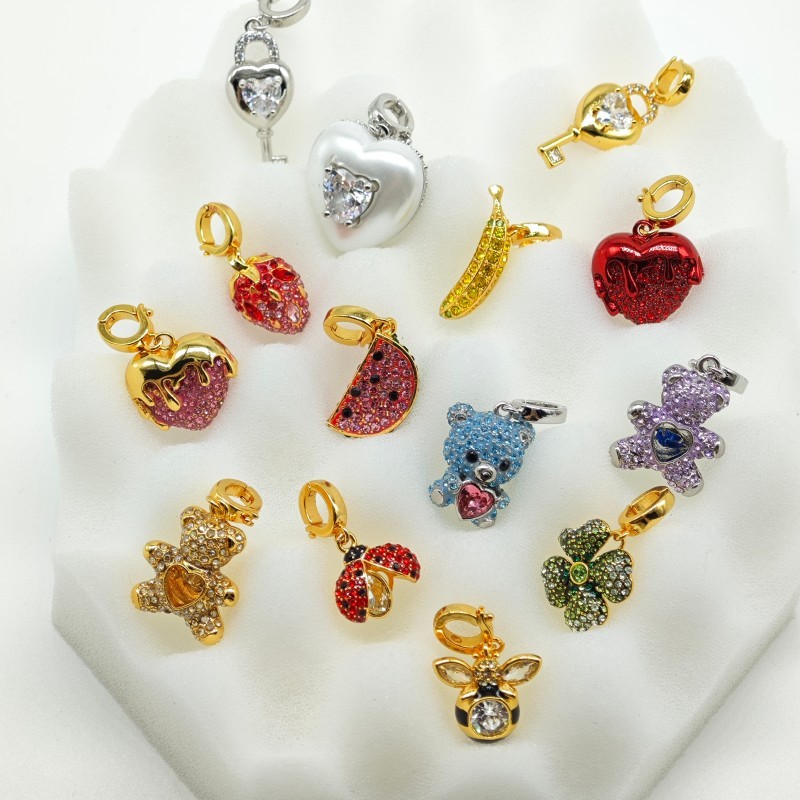 Idyllia Cute Pendant Strawberry Heart Lock Bear Series Theme , Pingente De Joias Decorativas Femininas Com Caixa De Pres