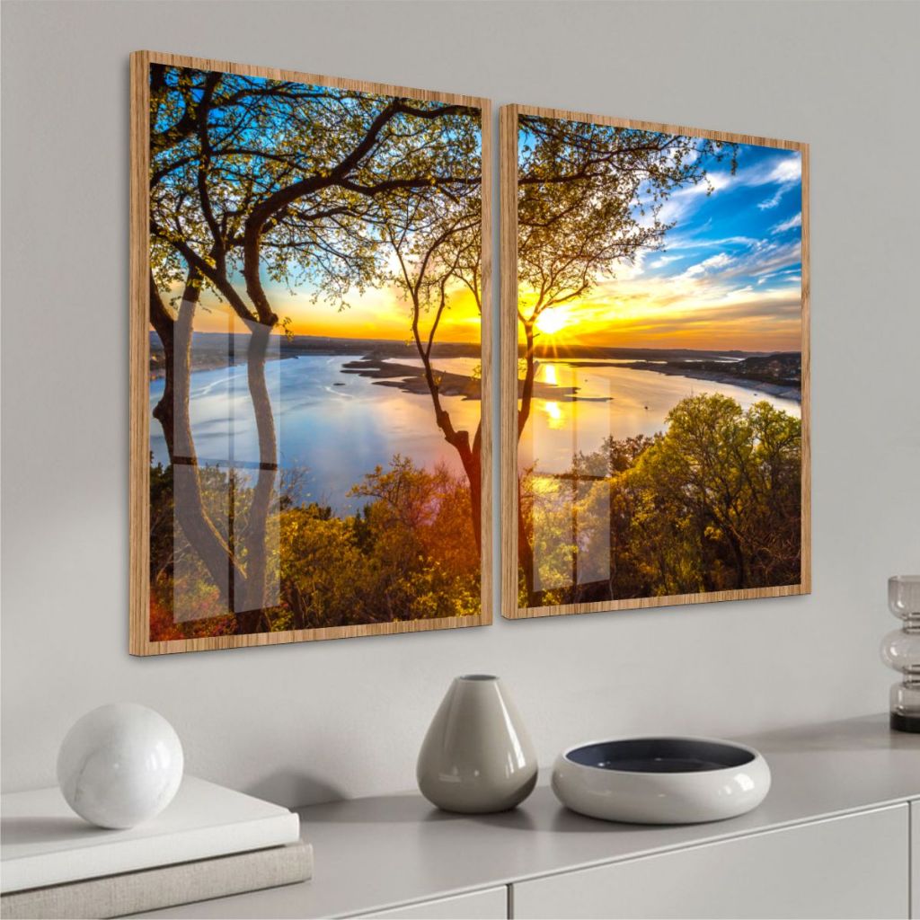 Dois Quadros Moldura e Vidro Galhos Árvores Entardecer Pôr Do Sol Iluminando Rio Lago Céu Nuvens