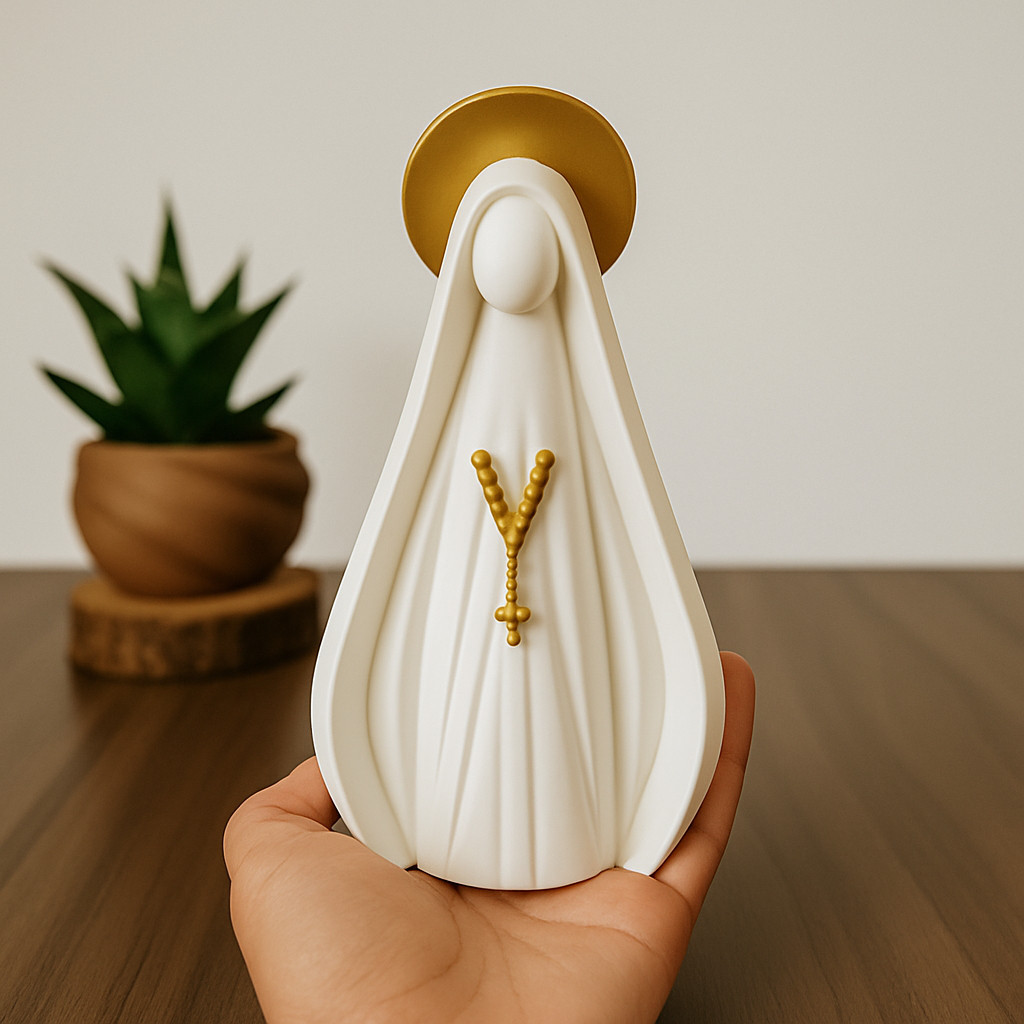 Enfeite Escultura Nossa Senhora Aparecida Minimalista Decorativa 15cm Quarto Sala escritório para seu lar