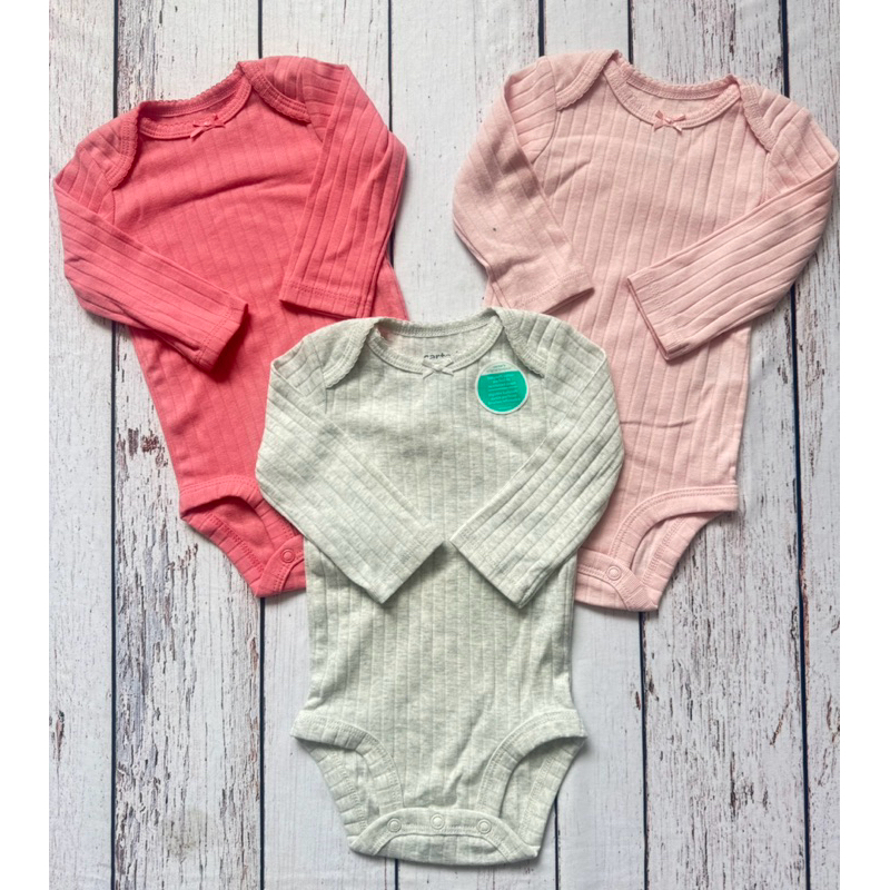 KIT BODY MANGA LONGA CHILD OF MINE BY CARTERS COM 3 UNIDADES LISO