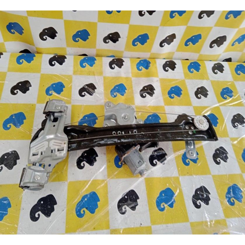Maquina Eletrica Vidro Dianteira Direita Prisma 2015 2016