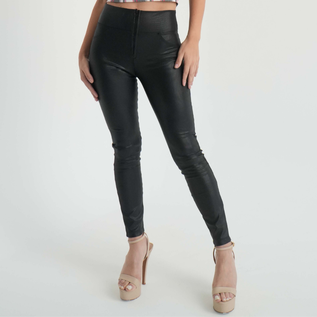 Calça Feminina Montaria Skinny Cintura Alta Gorgurinho Legging Modeladora Com Zíper Grossa Super Confortável Tecido Brilhoso Balada Excelente Elasticidade Leg Hot Pants Legguing Original Estilosa Skiny Calca Cirre Couro Disco Premium