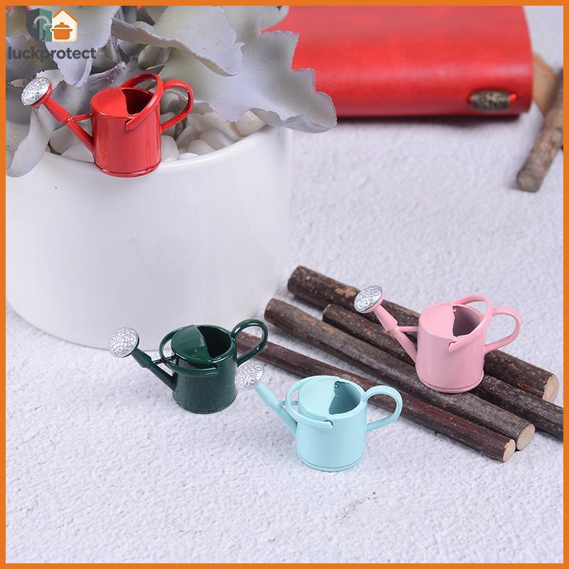 LPHG 1/12 Regador De Metal Decoração Em Miniatura De Jardim Para Crianças Bonecas Infantis .