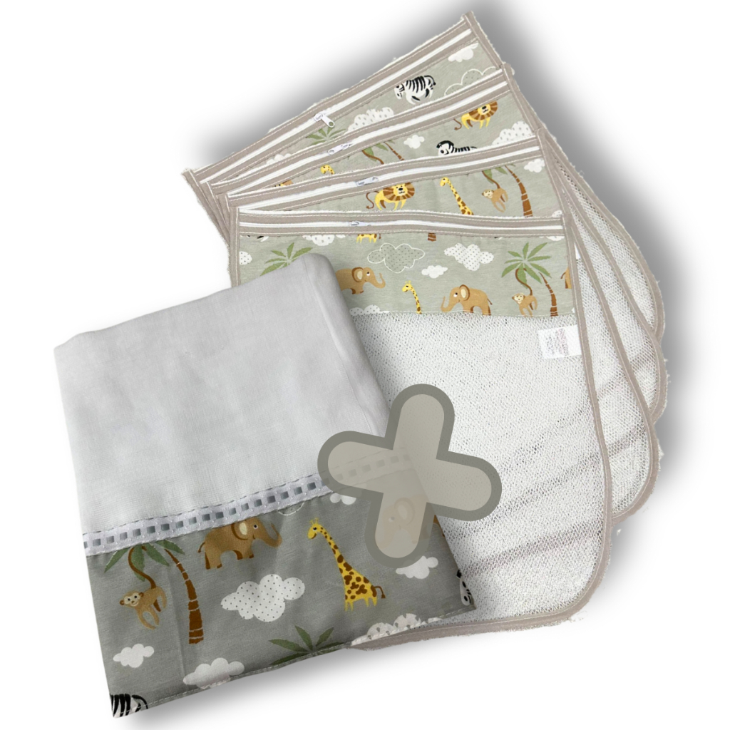 Kit Fralda Toalha com Barrado Estampado + 4 Saquinhos Organizadores Tule com Zíper