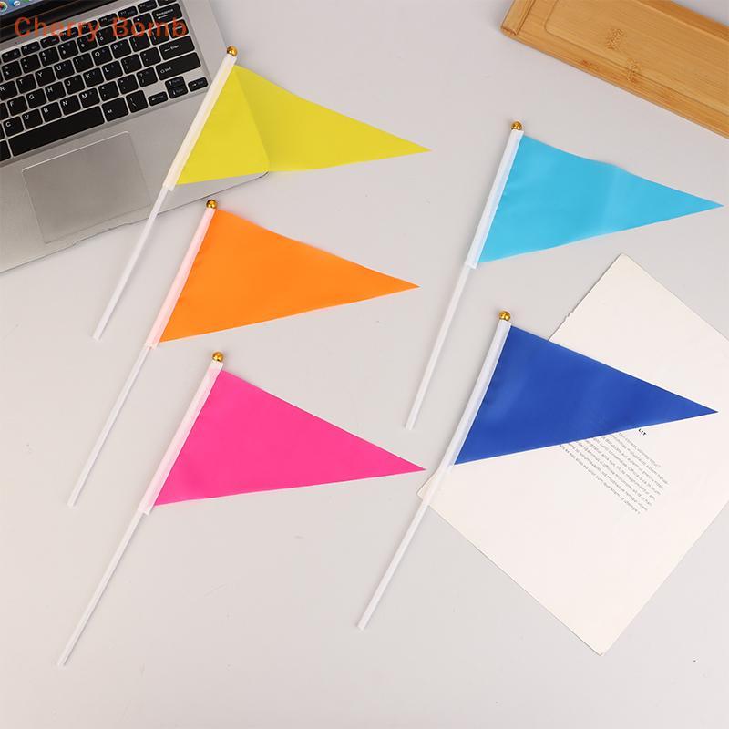 (Bomba De Cereja) 10 Unidades De Bandeiras Triangulares Coloridas Com 10 Mastros De Bandeira De Plástico , Pequenas Port