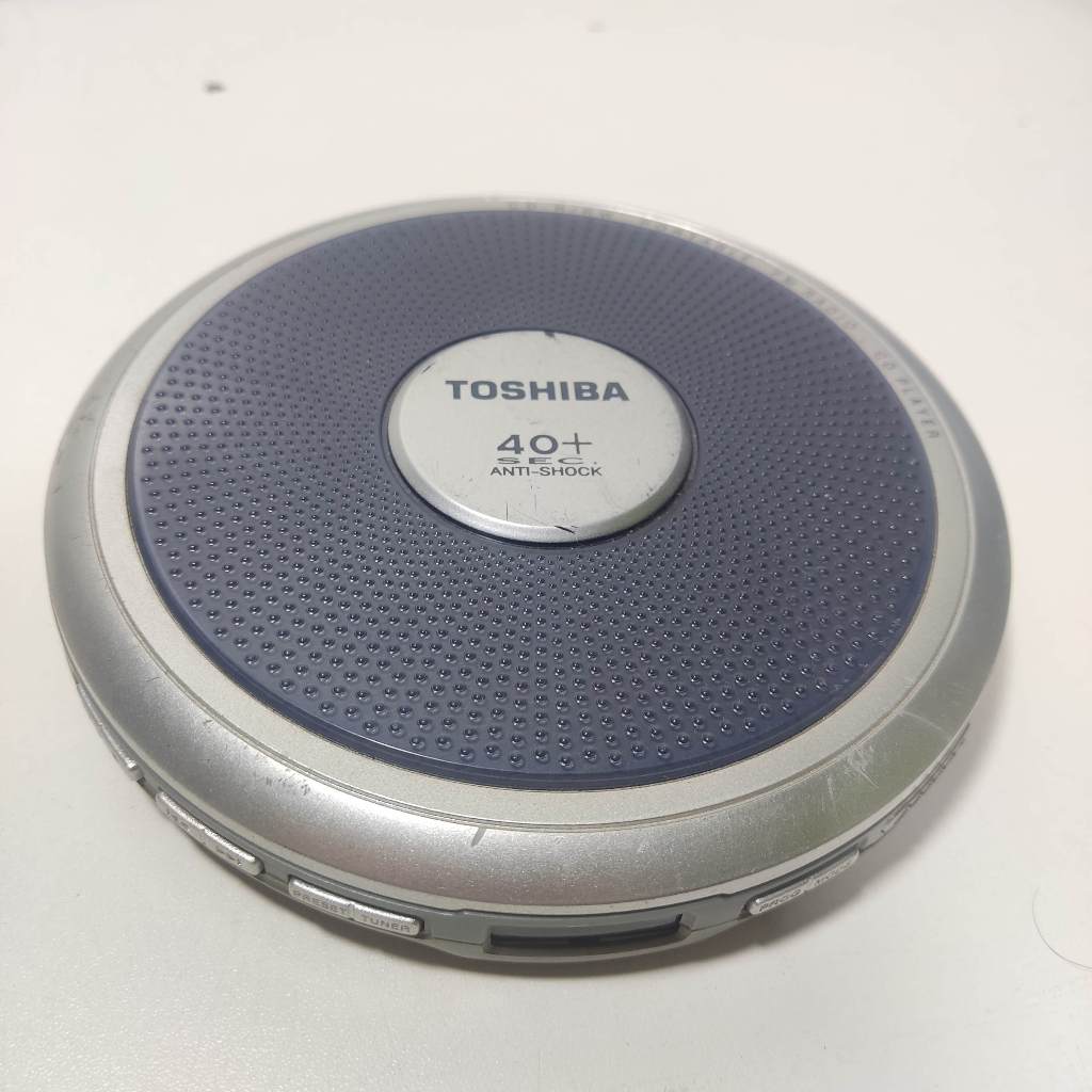Discman, Tochiba 40+ SEC, DEFEITO NO VISOR, Funcionando, Usado, Em Bom Estado De Conservação.