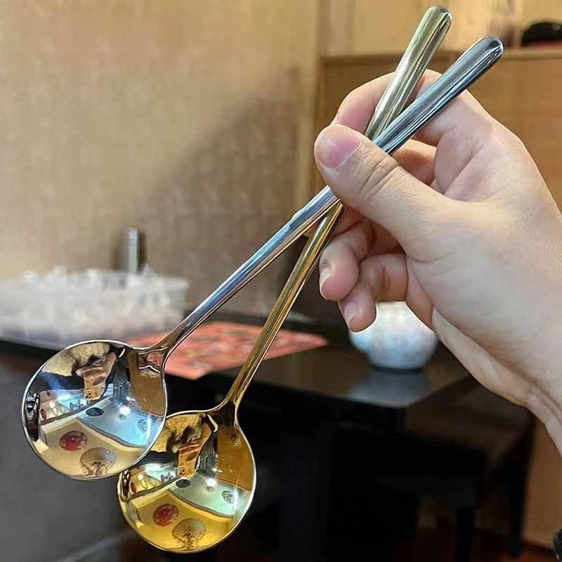 # Novo Colher De Fundo Plano De Aço Inoxidável 304 Para Sopa Doméstica Comida Ocidental Chinesa Redondo .