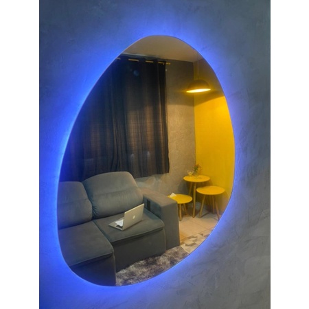 Espelho com Led Orgânico Decorativo Abstrato Maquiagem Espelho com luz Moderno Blogueira Decoração Com suporte Moldura