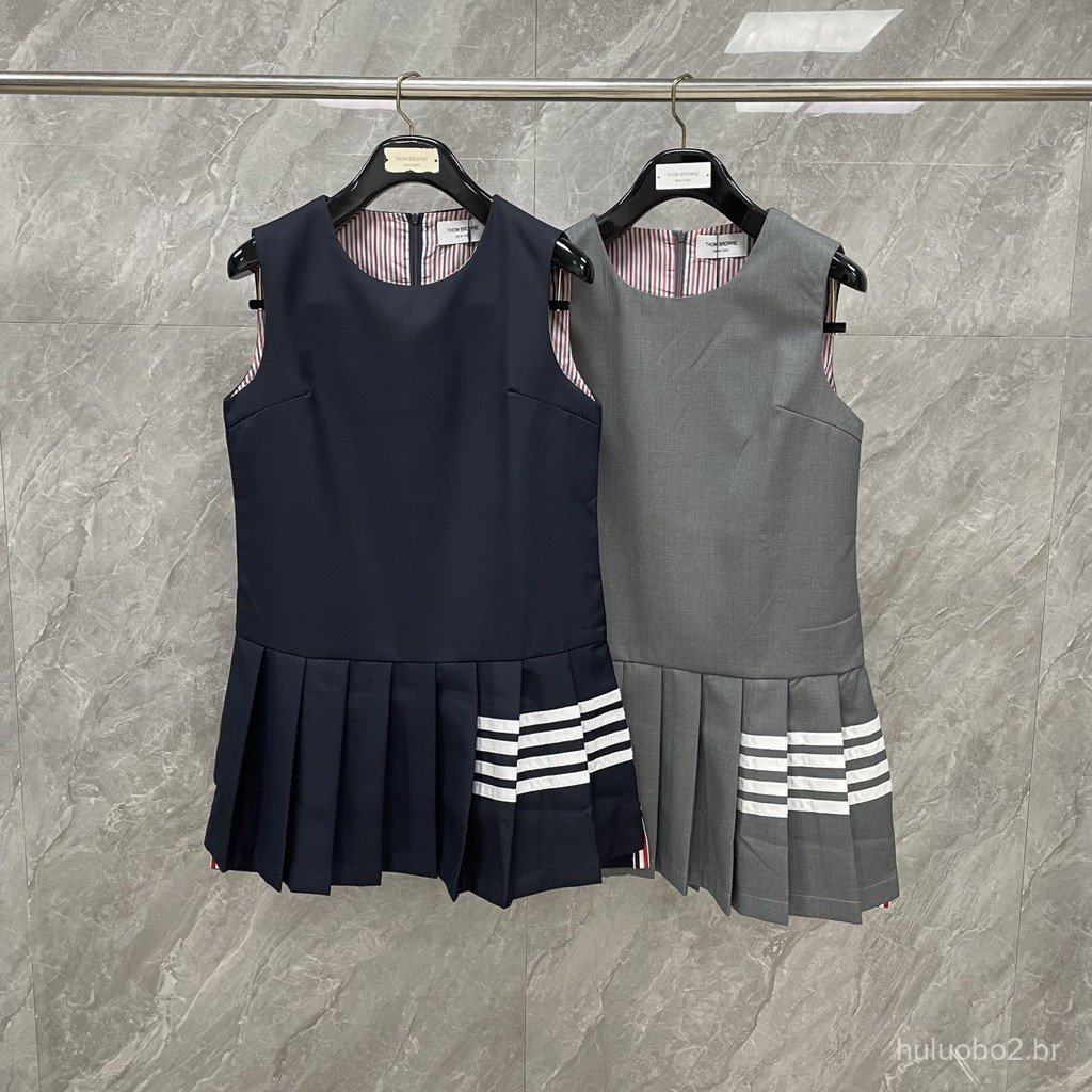 0IL1 Academy-style patchwork ribbon vest pleated dress with classic four-bar stripes, fashionable and casual
