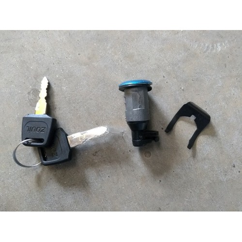 Trava Banco Honda Biz 125 2009.. Cb 300 Pop 100 110 Biz 110