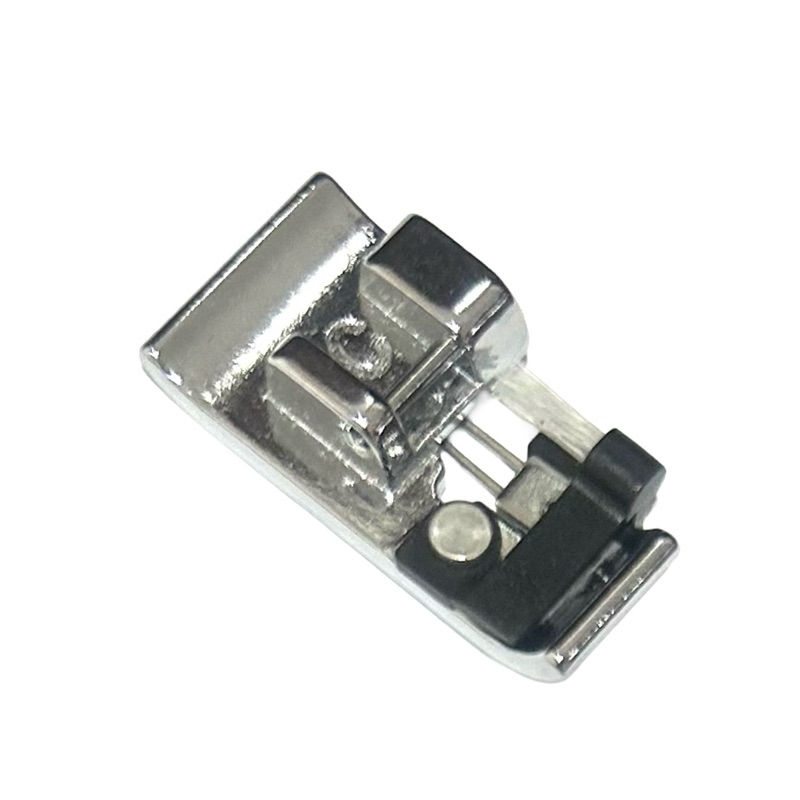 Sapata Calcador C Ponto Overlock Acabamento Chulear Máquina Doméstica Janome CY-7310W