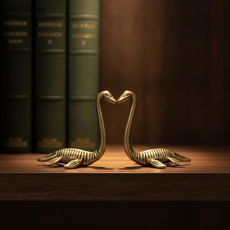 bograg Latão Vintage Loch Ness Monstro Mini Estatueta Retro Estátua De Metal Desktop Decoração Para Casa Artesanato Pres