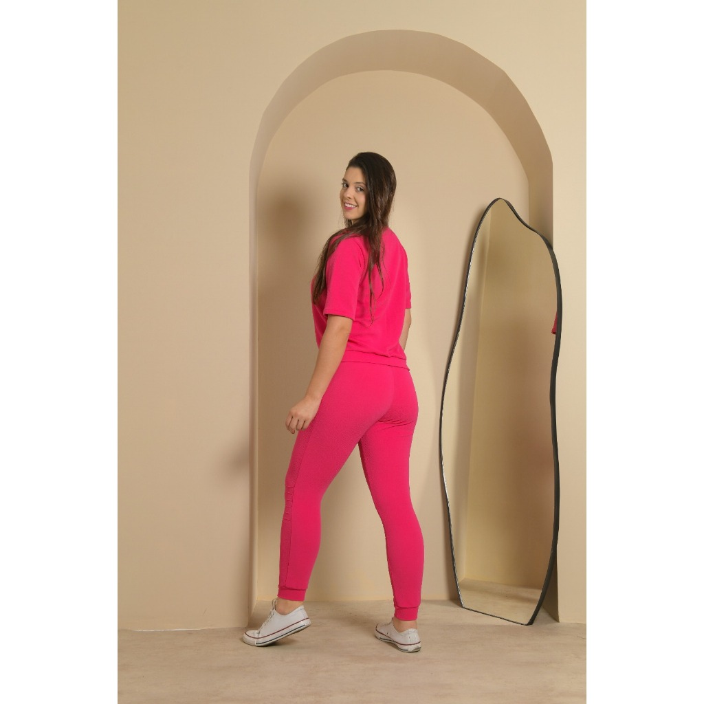 Conjunto Fashionista de Blusa com Babado e Manga Curta  Para Looks Despojados e Elegantes 23