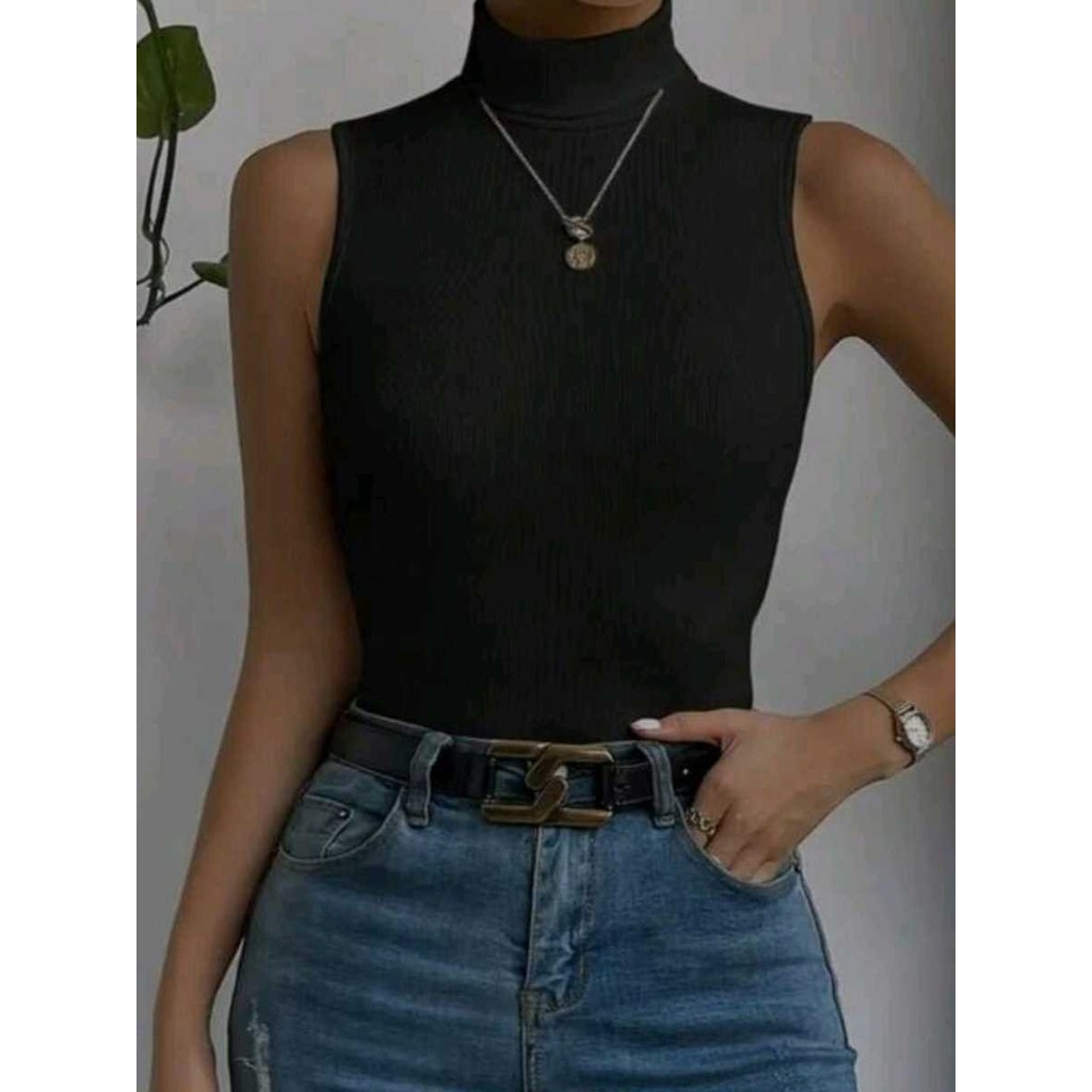 Blusa Regata Feminina Gola alta Perfeita para usar com uma jaqueta fica linda.