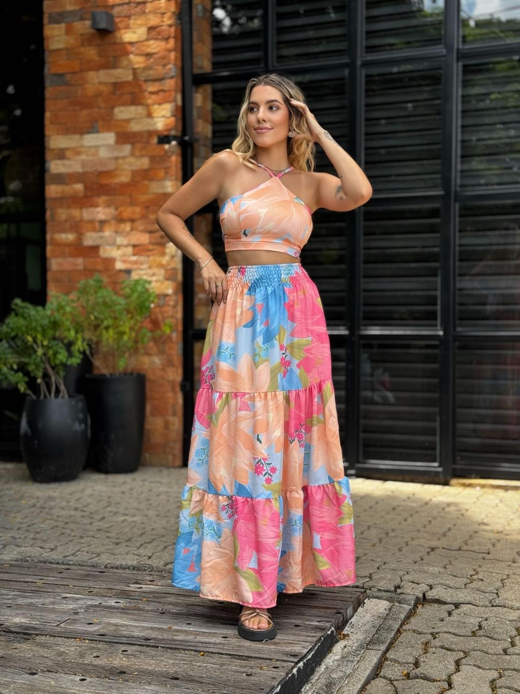 Conjunto Verão Saia de Elastek e Croped de Amarrar PRIMAVERA/VERÃO