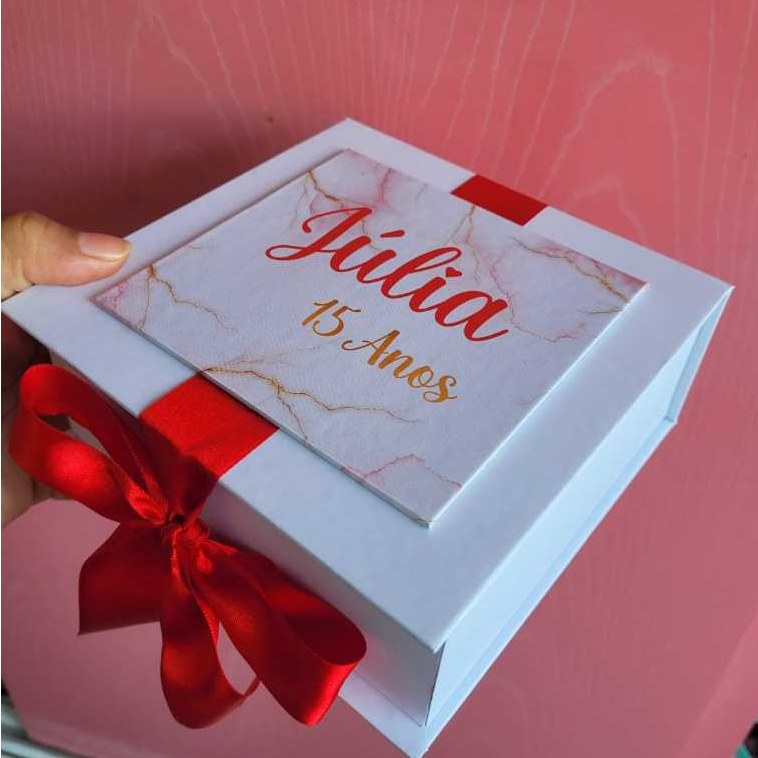 Caixa PRESENTE cartonada e semi-cartonada PERSONALIZADA para ANIVERSARIO,CASAMENTO, CONVITE MADRINHA PADRINHO TM 15X15