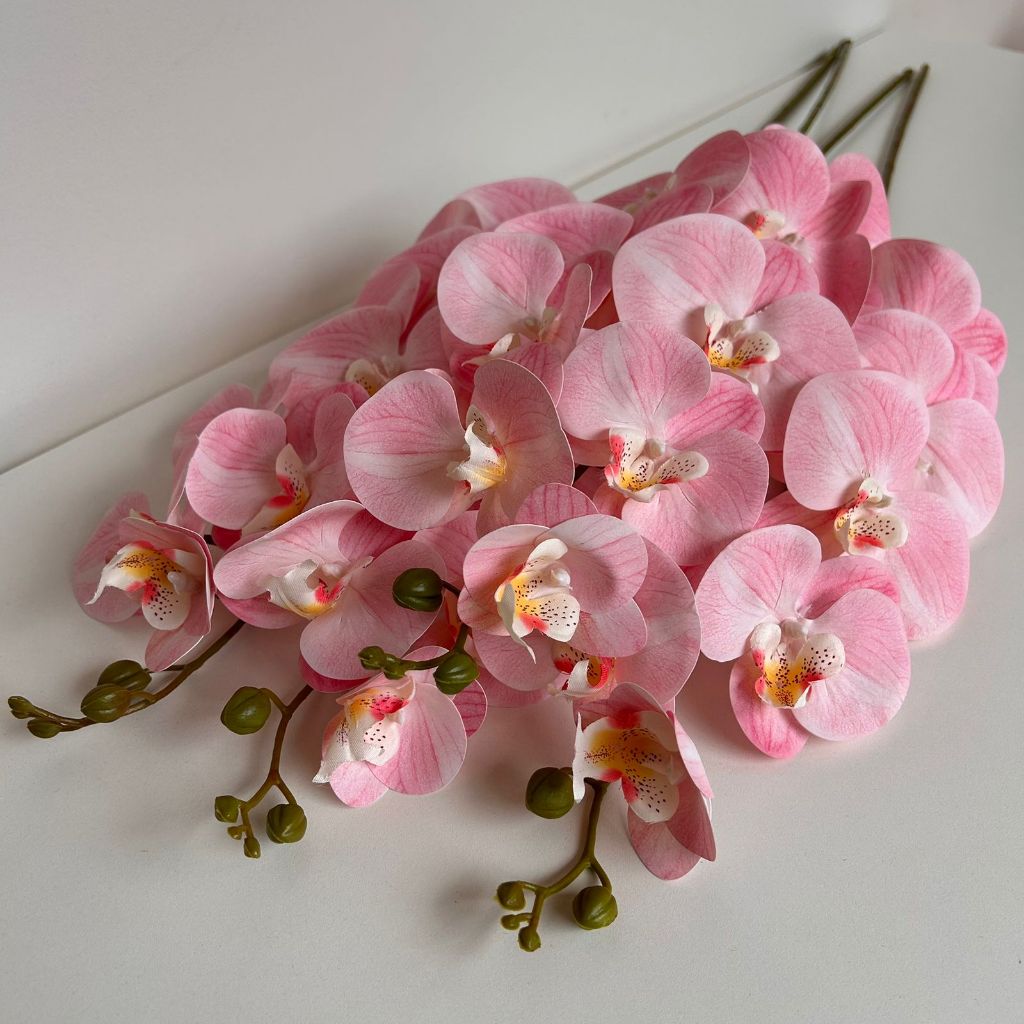 Orquídea Silicone Com Flor Artificial Tipo Borboleta Tons De Rosa Doce e Elegante Grande
