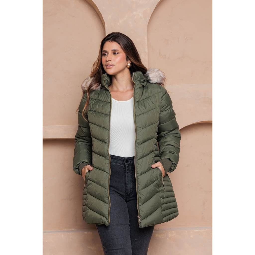 Jaqueta Alongada Feminina Puffer com Capuz Peluciado