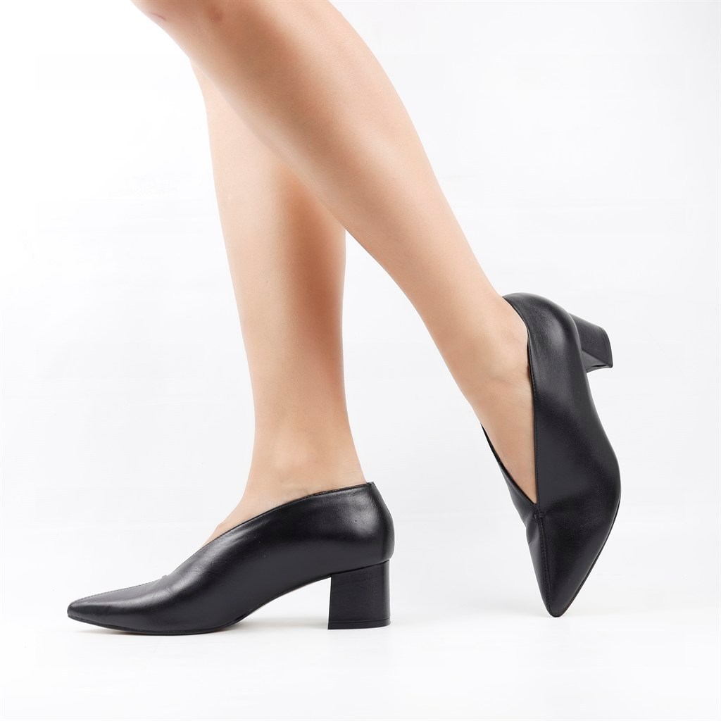 Ankle Boot Salto Bloco Couro