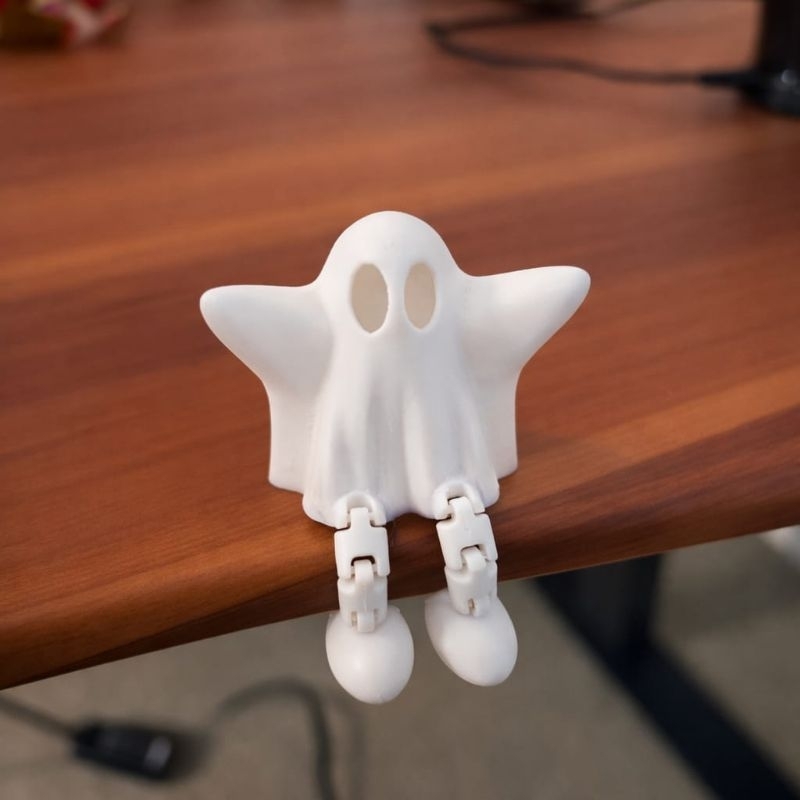 Fantasma Decorativo Gamer Geek em Impressão 3D | Enfeite Halloween para Setup, Mesa e Prateleira