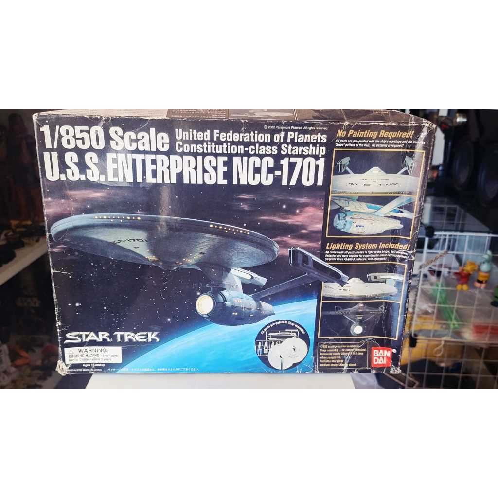 Star Trek U.S.S. Enterprise NCC-1701 Bandai 1/850 Kit Raro Com Luz