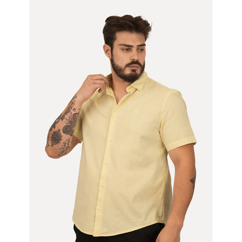 Camisa John John Original Masculina Regular Manga Curta Marc Linen Blend Amarela