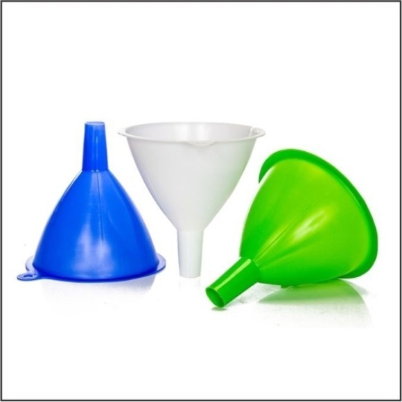 Funil Plásticos - Tamanhos variados - 12,5cm