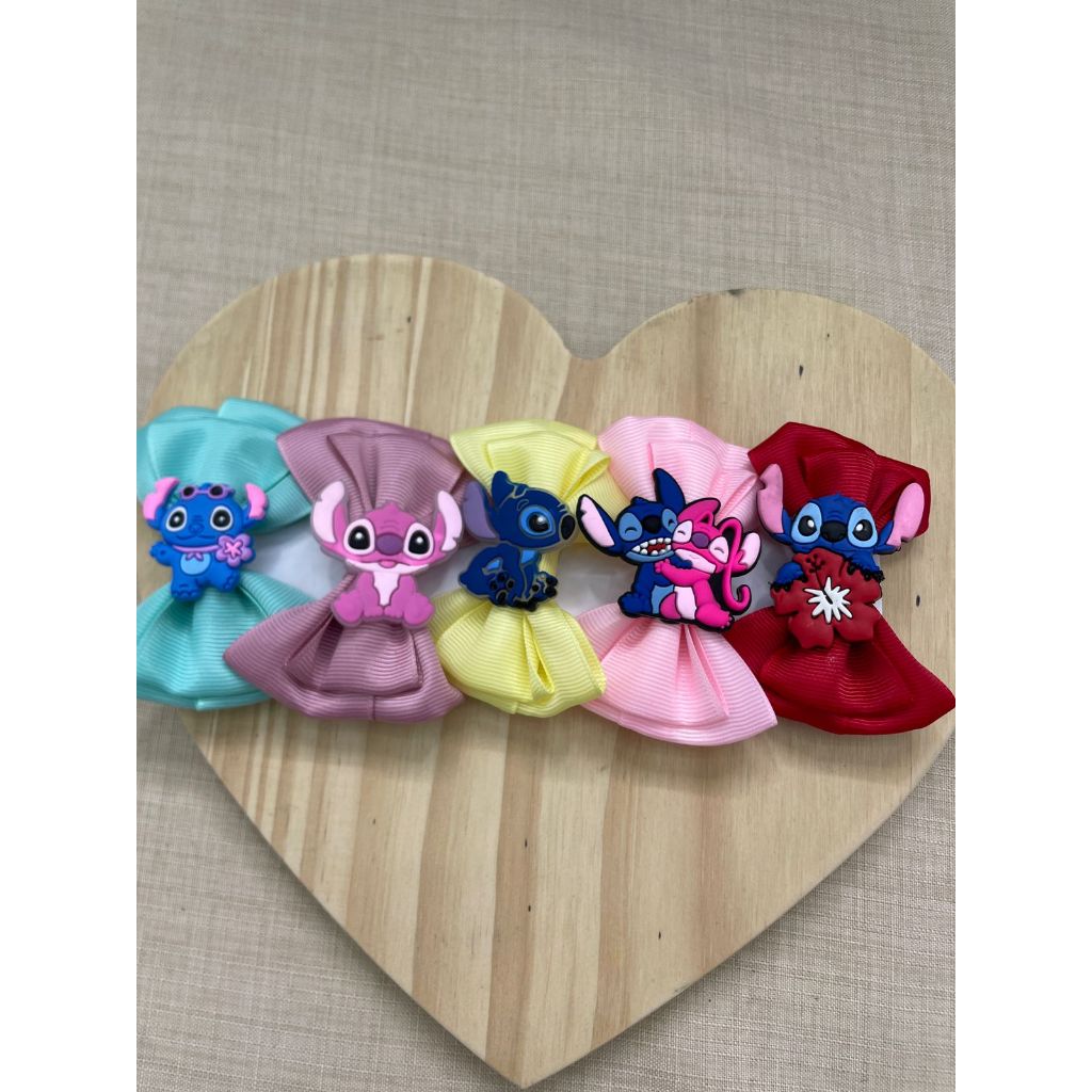 Kit 5 Laços Infantis com Personagem Stitch e Angel – Presilhas Coloridas para Meninas
