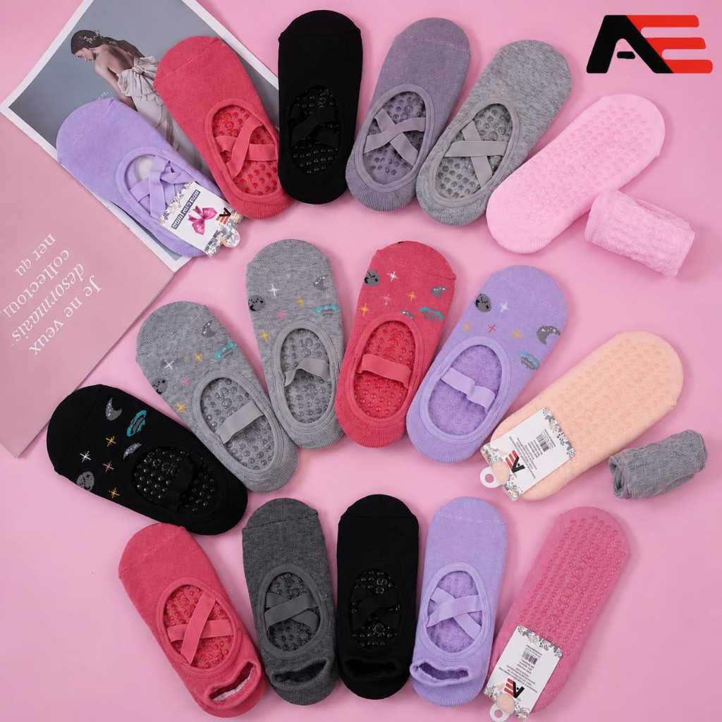 Kit 10 Pares Meia Antiderrapante Feminina para Pilates, Yoga e Academia Sortidas