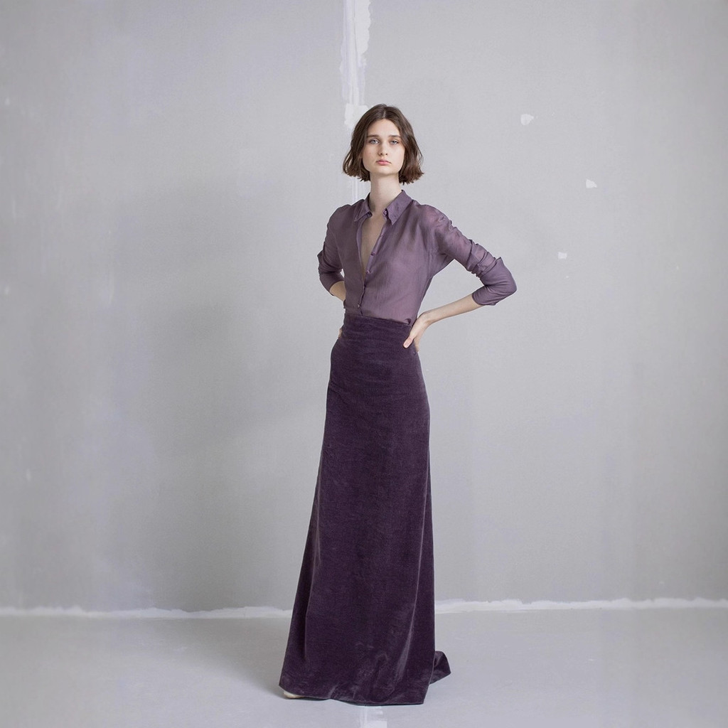 ARTH Spring and Autumn Women's Fashion Outfit: Long-Sleeve Shirt and High-Waisted Slimming Velvet Skirt