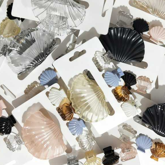 Kit Acessórios de Cabelo Concha Grande + Mini Garras Coloridas | Tendência Fashion, Estilo Moderno
