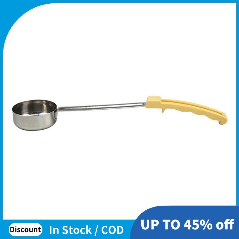 Concha De Molho Para Espalhar Pizza , Alça De Borracha , Fundo Plano , Colher De Cozinha , Aço Inoxidável , Medição Sopa