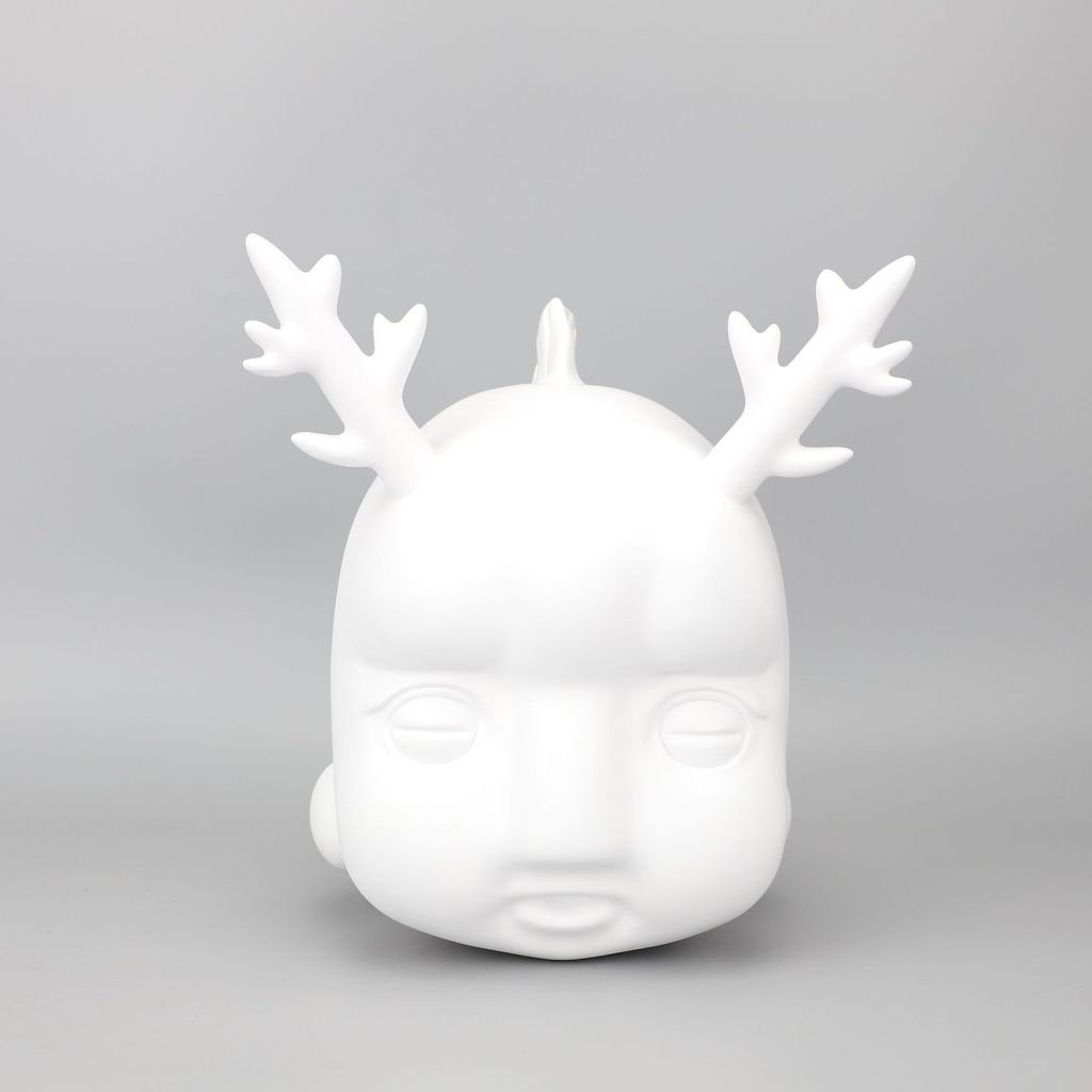 New Chinese-style creative resin white dragon fish ornament for model homes, sales offices, bedrooms, and study rooms as
