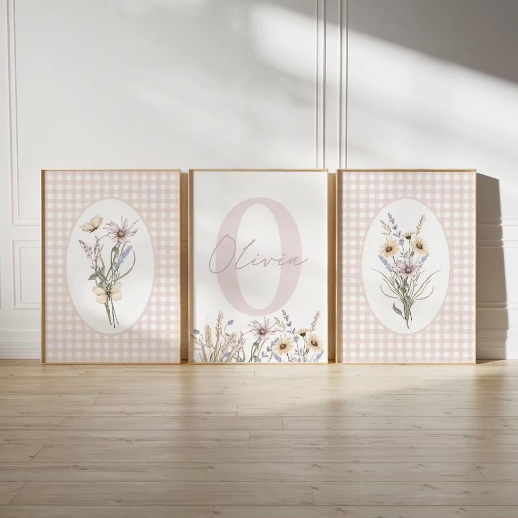 Kit 3 Quadros PERSONALIZADOS COM NOME - Envie no chat | Infantil Jardim, Floral  | Quarto Menina – Ramos de Flores No2
